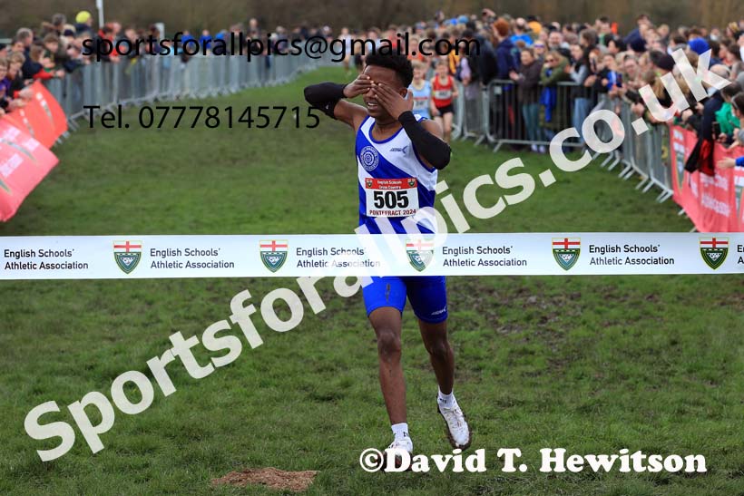Junior Boys 2024 English Schools Cross Country Champs., Pontefract, March 16th.  Photo: David T. Hewitson/Sports for All Pics